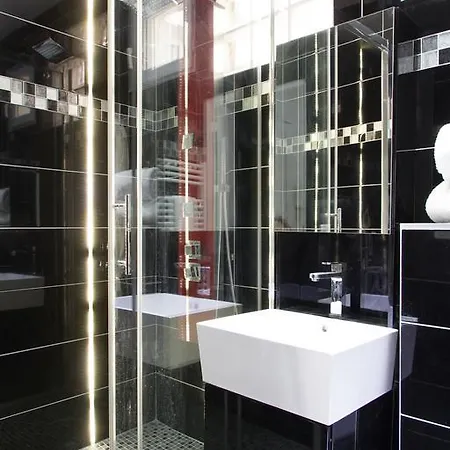 Apartment Private Bastille 33 *
